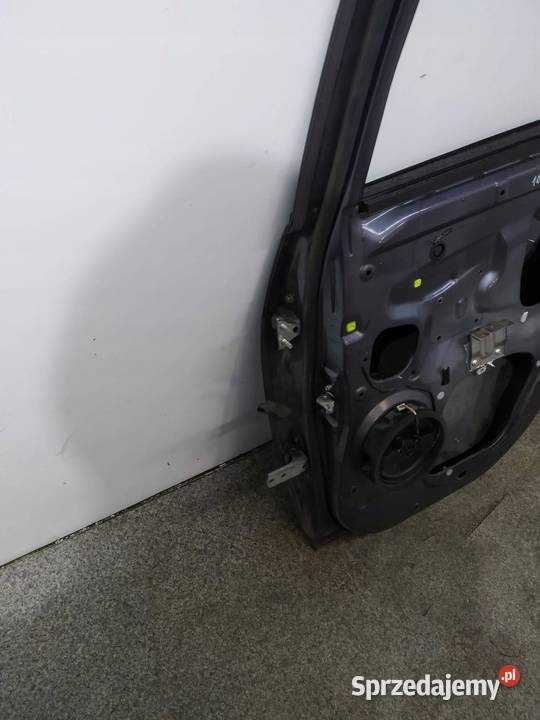 DRZWI PRAWY TYŁ Mitsubishi Outlander II 20052013