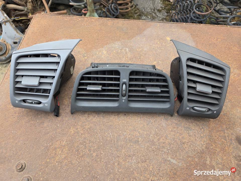 Kratki nawiewu Mercedes CLK Łagów