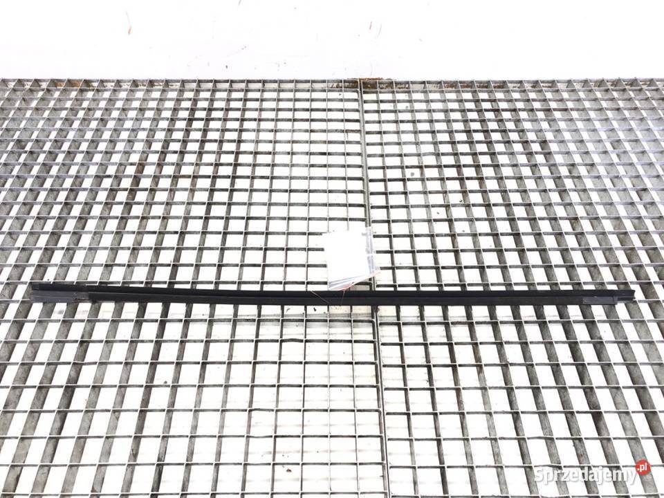 LISTWA ZGARNIAJĄCA TYŁ LEWA BMW F36