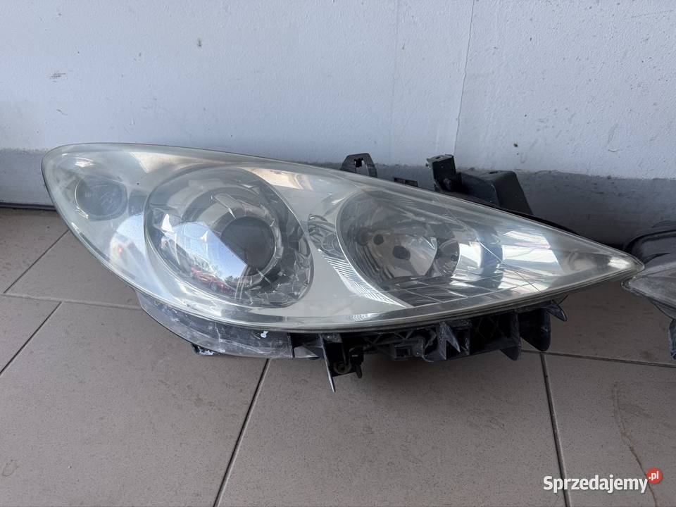 Lampy przednie Peugeot 307CC Jawor