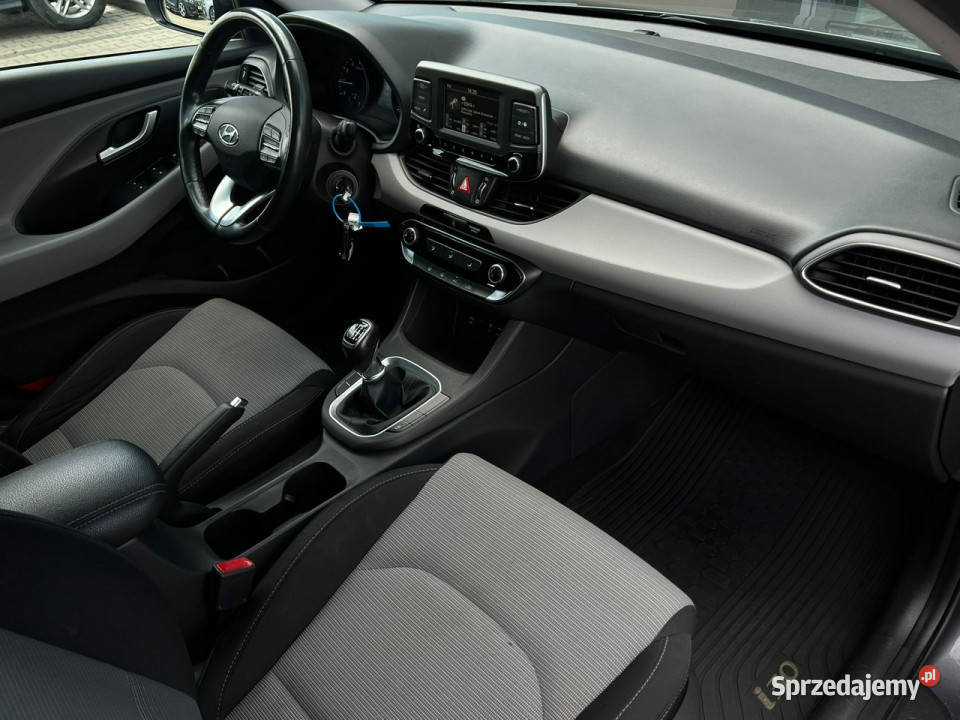 Hyundai i30 14 MPI 100 Classic Led Business wielofunkcyjna kierownica Piotrków Trybunalski
