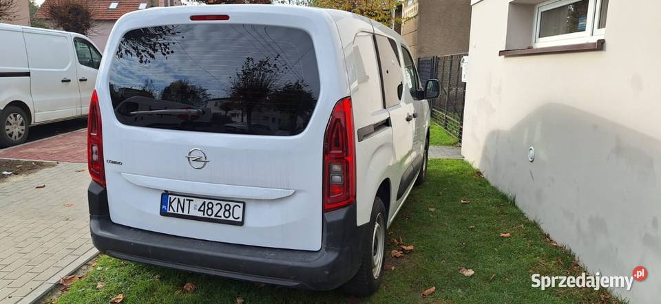 Opel Combo 2022 Przebieg 45 Sprzedaż na umowę 45000km Jordanów sprzedam