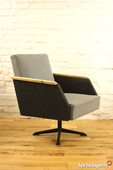 FOTELE FOTEL OBROTOWY PRL lata 506070 renowacji Poznań