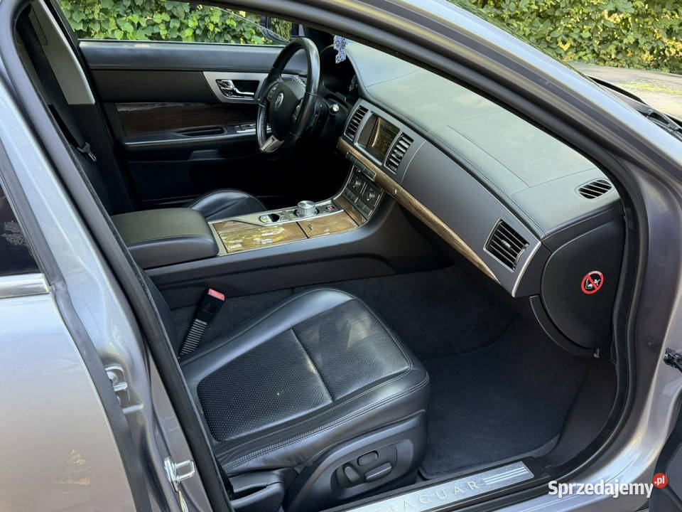 Jaguar XF Jaguar XF Zarejestrowany Automat 30 VAT marża wielkopolskie