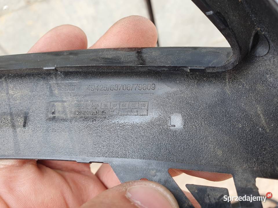 AUDI A3 8Y0 SLINE KRATKA LEWA WYDECHU TYŁ wielkopolskie