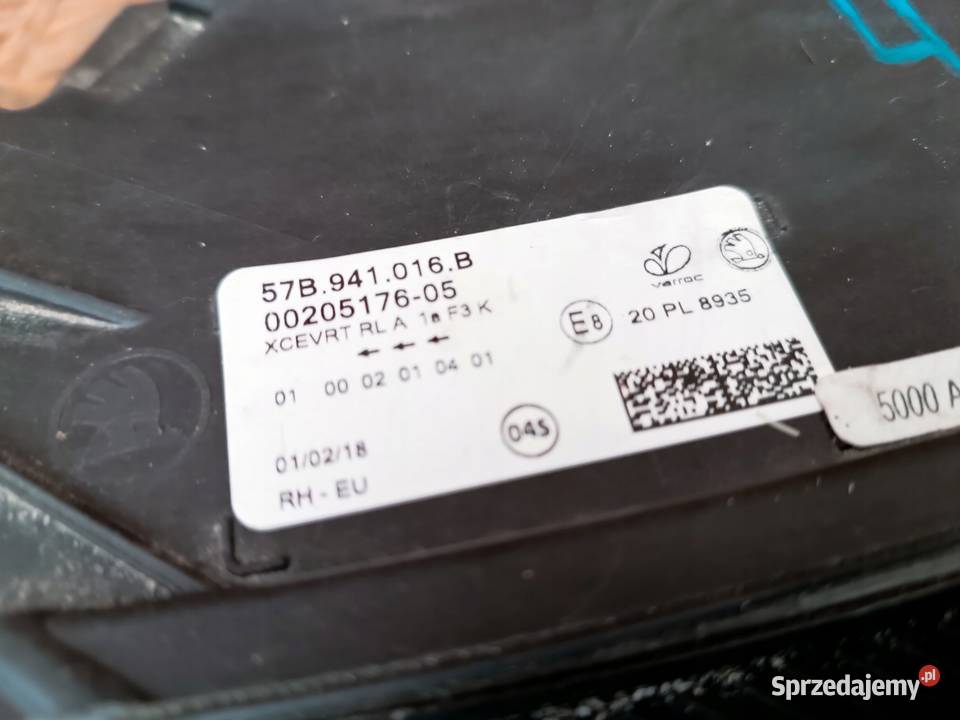 7P5941591AD LAMPA REFLEKTOR PRAWY PRZÓD EU SKODA Nowy Tomyśl