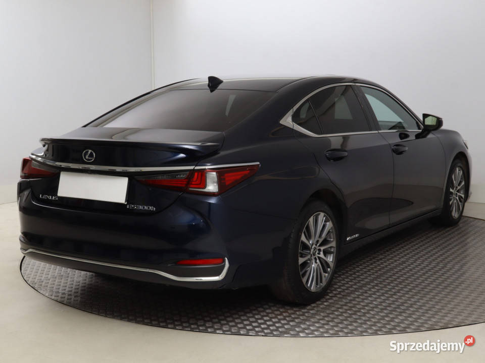 Lexus ES 300h asystent pasa ruchu ES