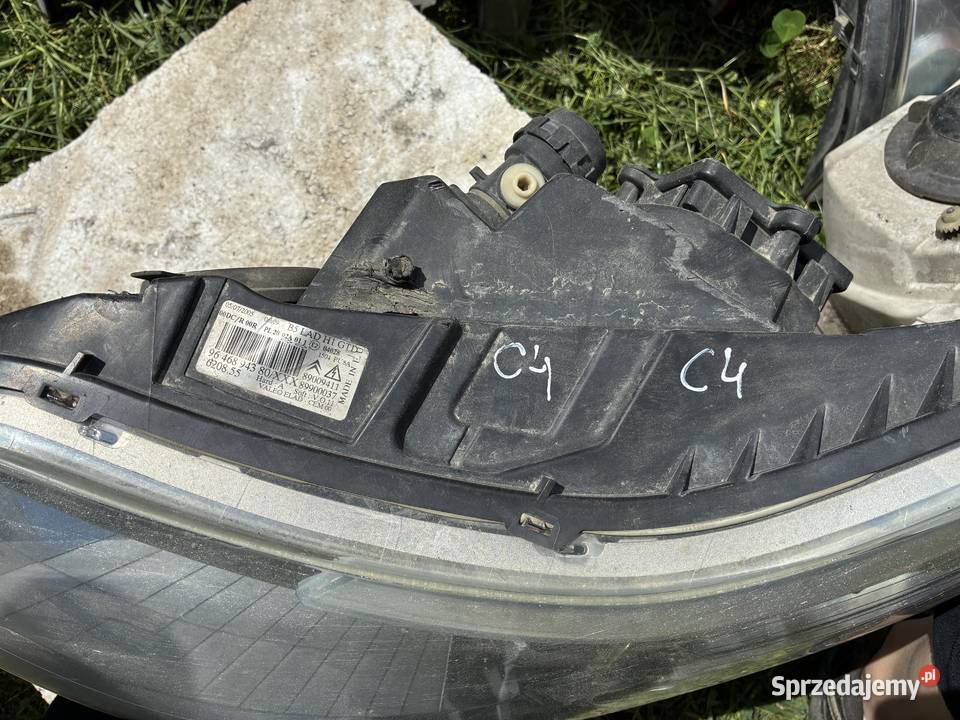 Lampa Lewa Przód Citroen C4 Xsenon osobowe Lampy przednie