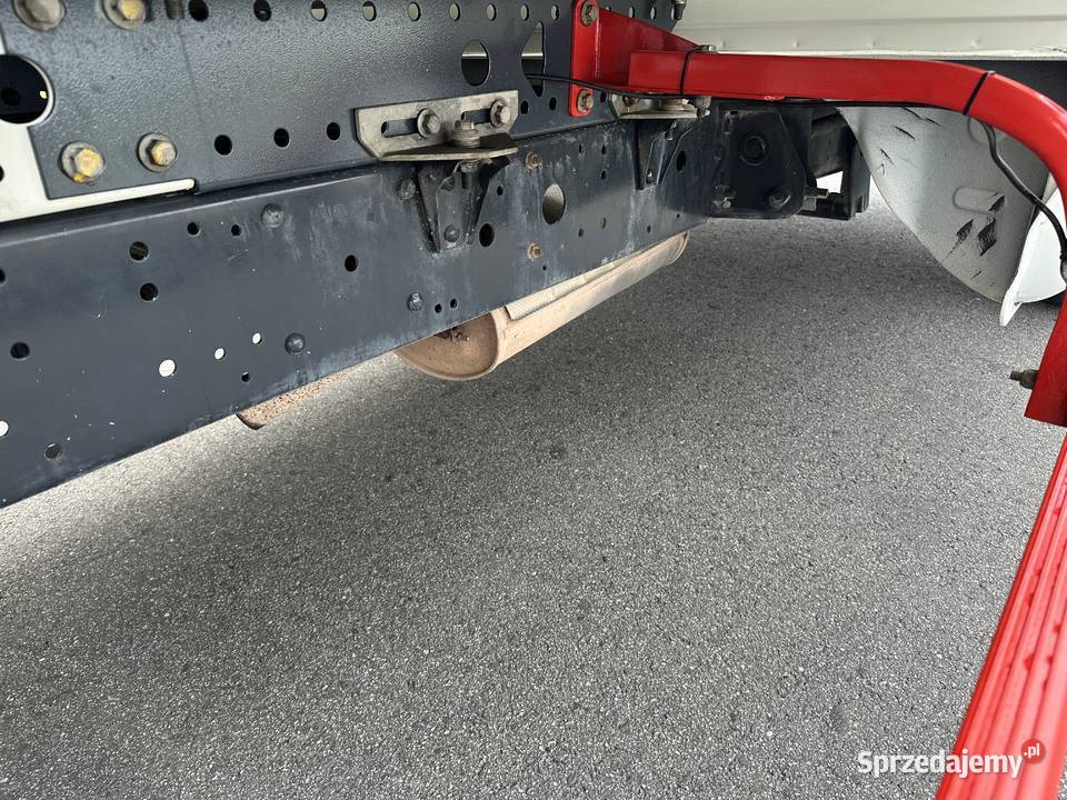IVECO DAILY 35C11 23 EURO5 KIPPER WYWROTKA POD centralny zamek Piekarzew