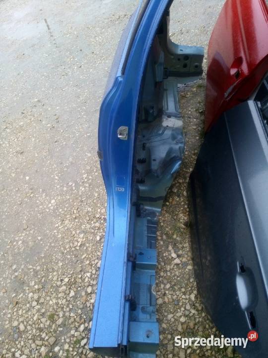 Błotnik tylny prawy Renault Clio 3 3D Łask
