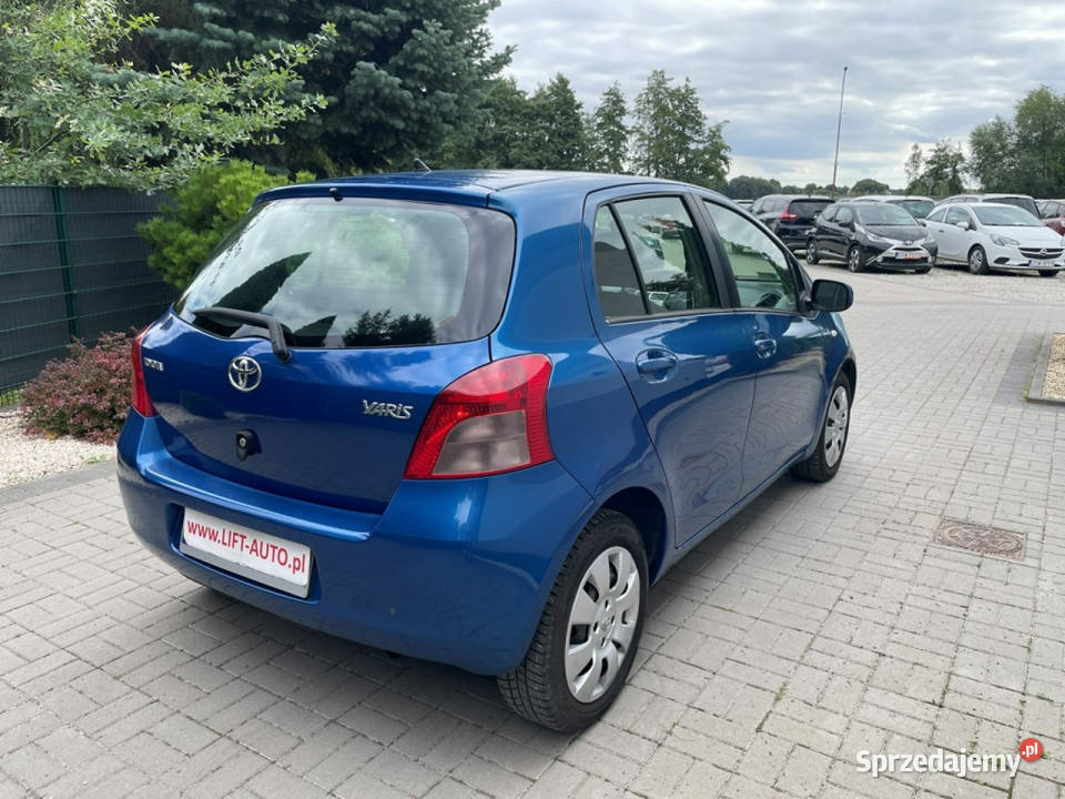 Toyota Yaris 10 Benzyna 69 Klimatyzacja Strzegom sprzedam
