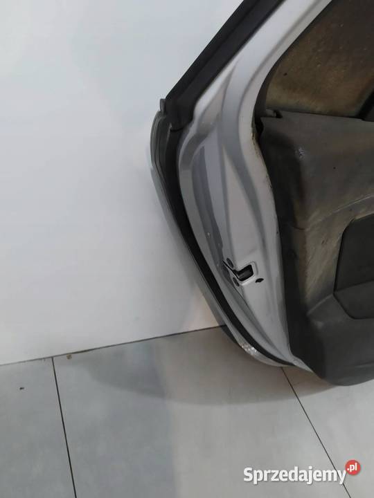 DRZWI LEWE TYŁ KOMBI TED69 Renault Megane III