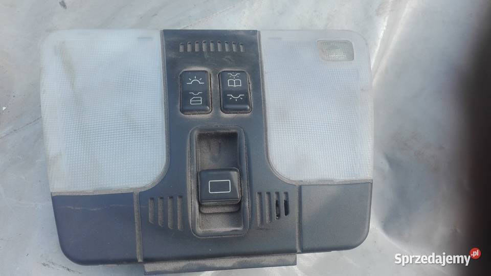 Mercedes c klasa w 202 lampa podsufitki 202 820 oświetlenie kabiny