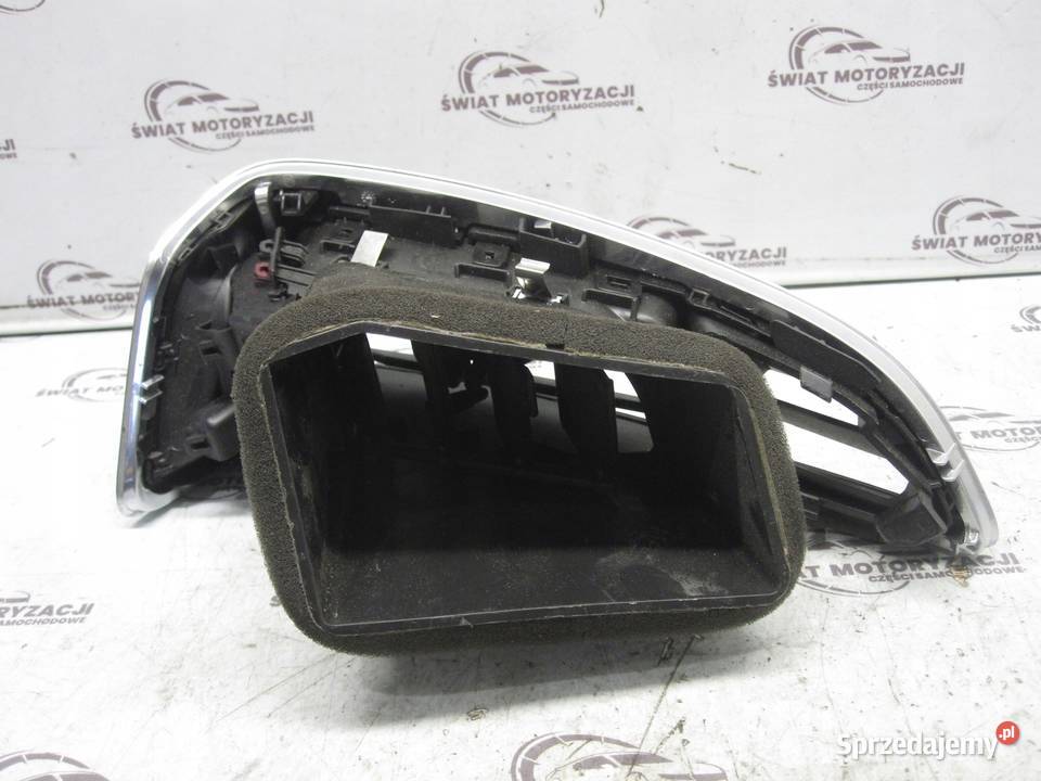 FORD FOCUS III 12r kratka nawiewu sprzedam