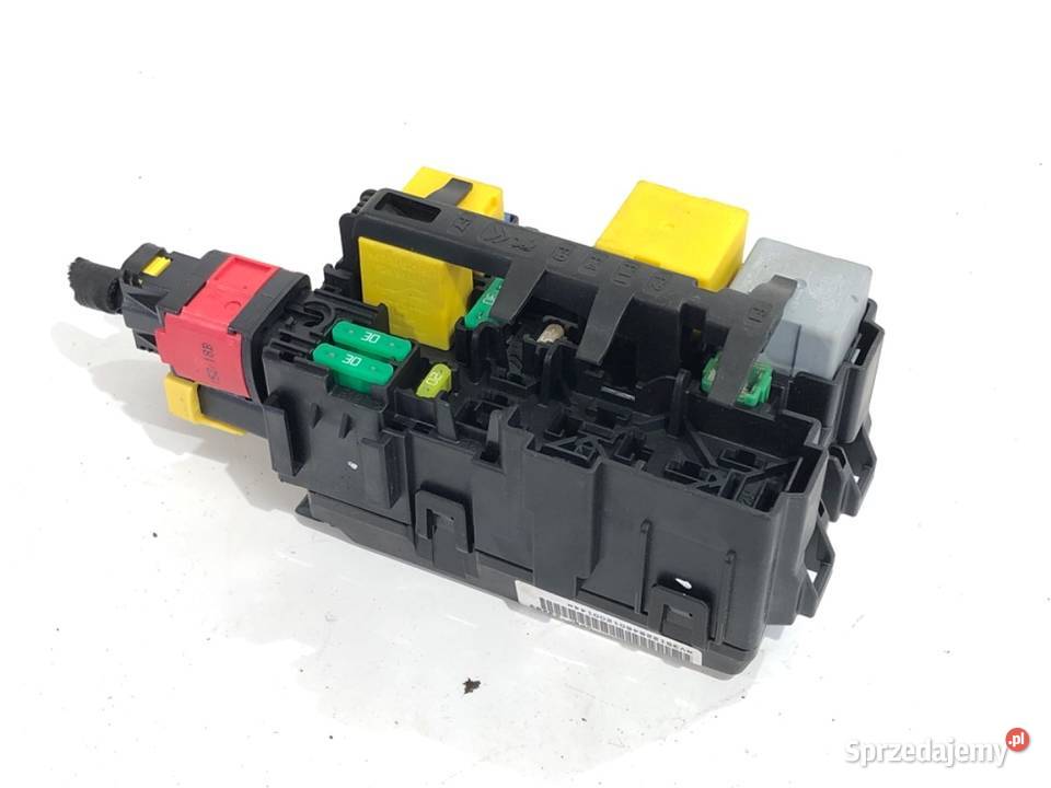 SKRZYNKA BEZPIECZNIKÓW PEUGEOT 308 II 9806192580