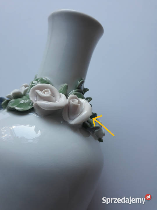 Sygnowany porcelanowy wazonik BOGUCICE porcelana Dąbrowa Górnicza