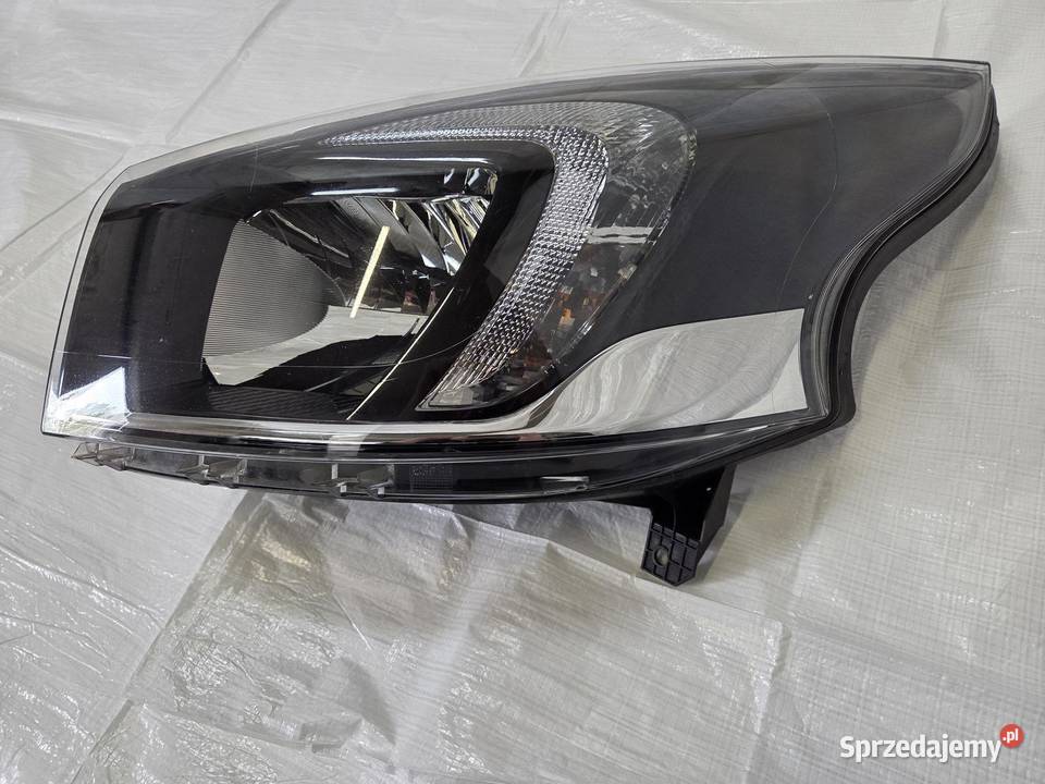 LAMPA LEWA PRZÓD PRZEDNIA OPEL VIVARO B II