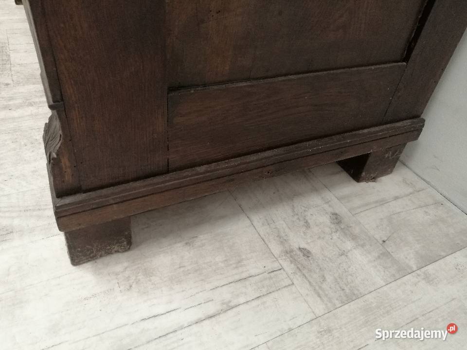 drewniana stara komoda z szufladami łódzkie Radomsko