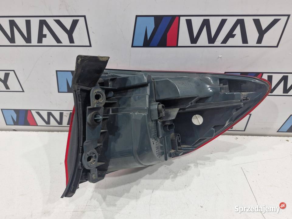 BMW F31 LCI LAMPY TYŁ KOMPLET 7369119 77369120
