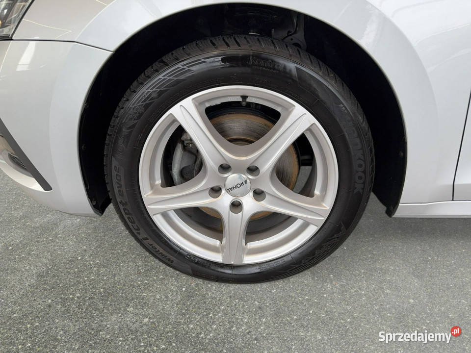 koda Octavia VAT 23 Combi Style 20TSI 190 DSG Myślenice