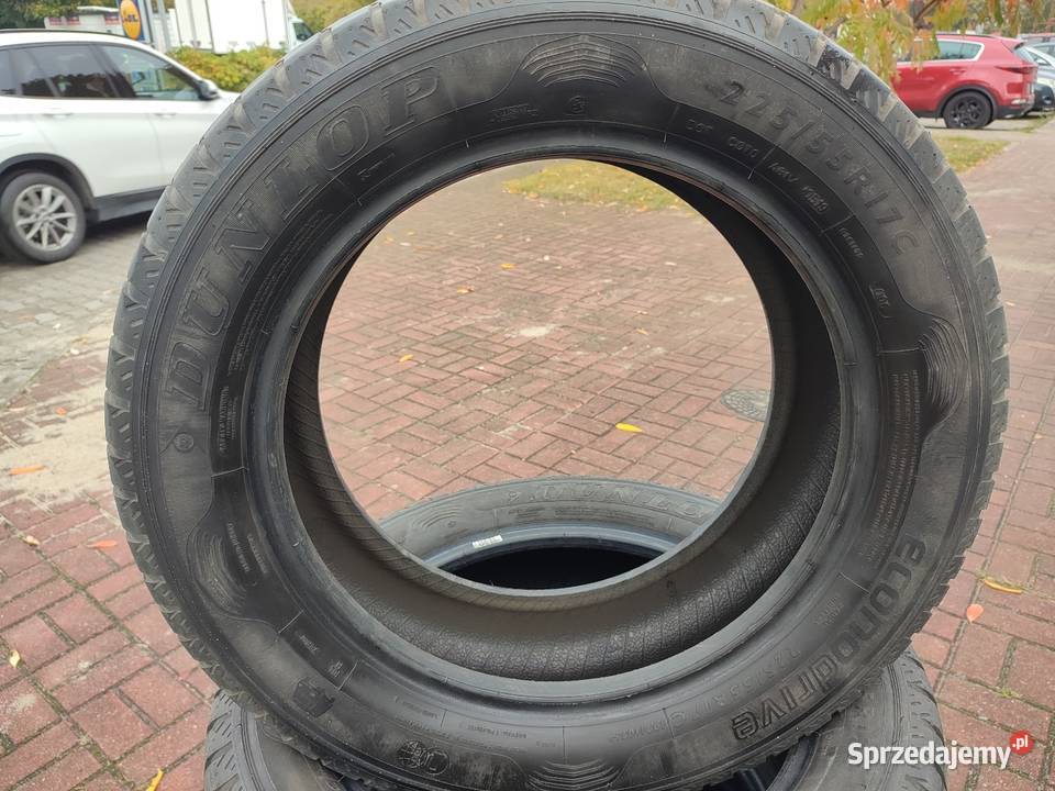 Sprzedam opony DUNLOP 22555R17C Pruszków