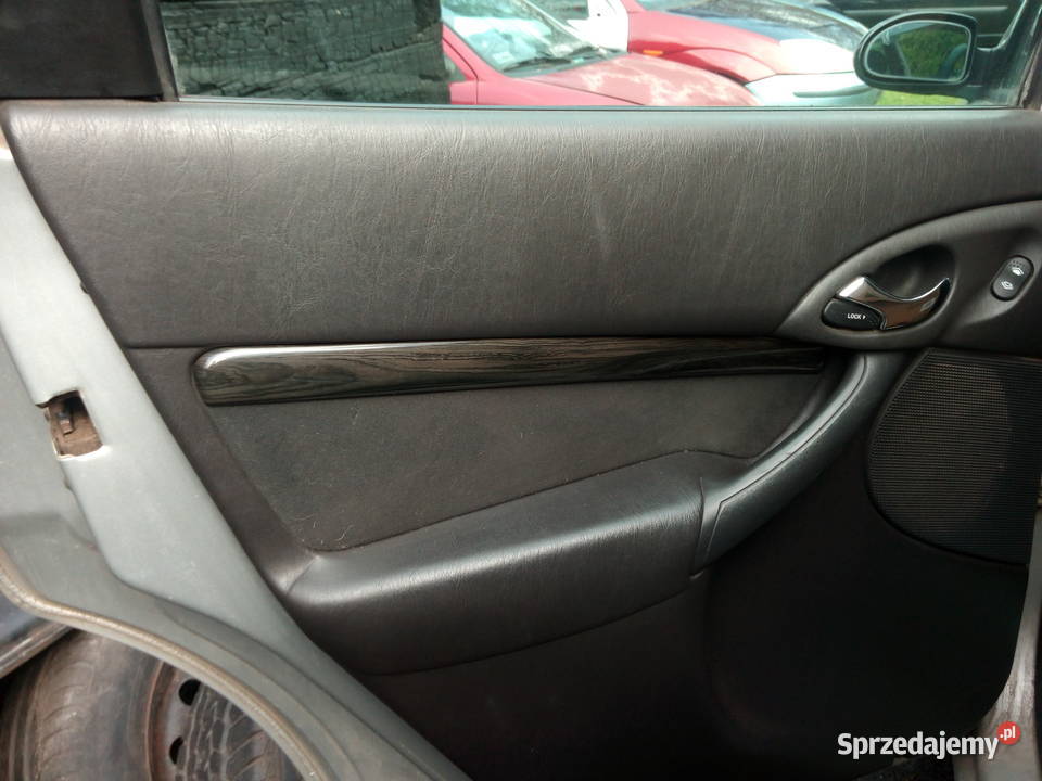 FORD FOCUS MK1 Tapicerka Drzwi 4 Ciemna Drewno Częstochowa