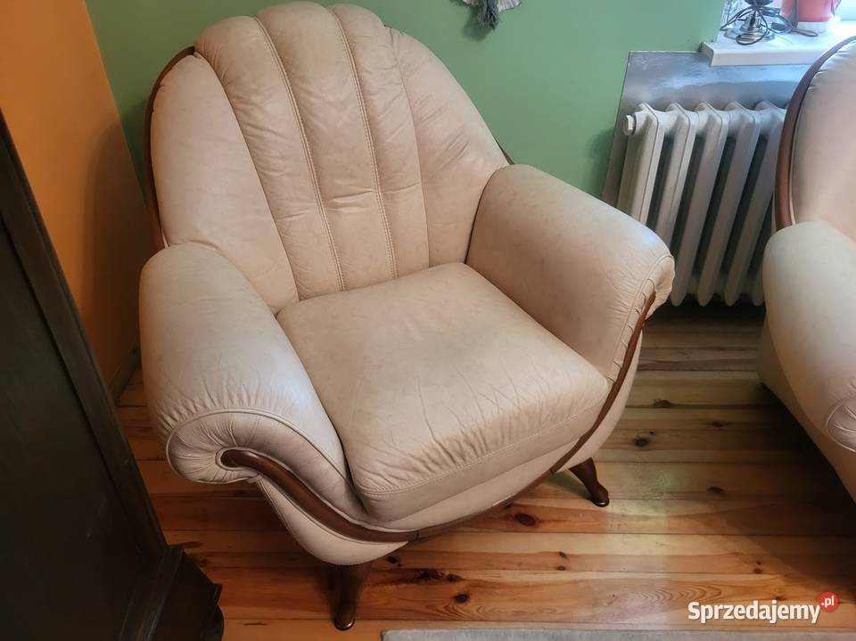 ładny komplet wypoczynkowy włoski ze skóry 95cm Sypniewo