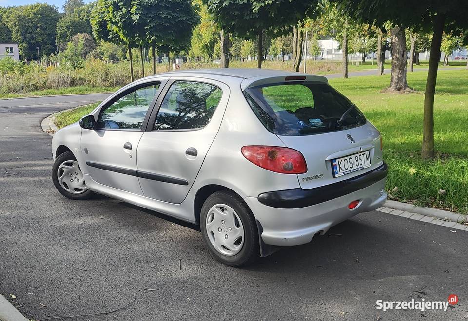 Peugeot 206 11 2004 polski salon 161500 radio małopolskie Bobrek