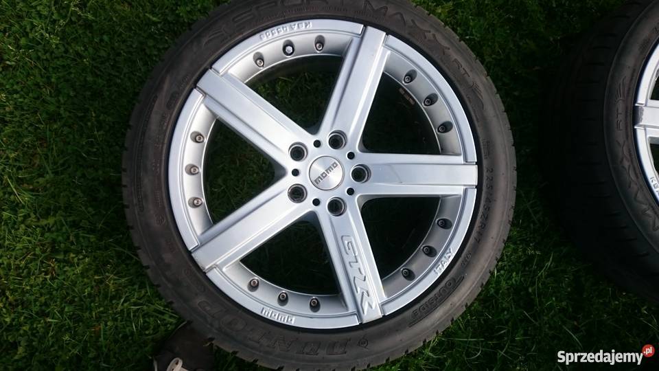 Felgi 17 MOMO GTR z oponami Bucze