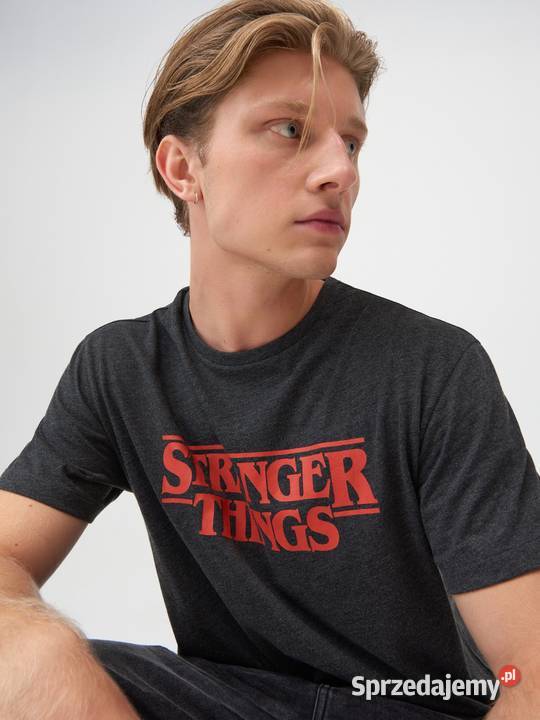 szary tshirt męski z napisem Sinsay Olkusz