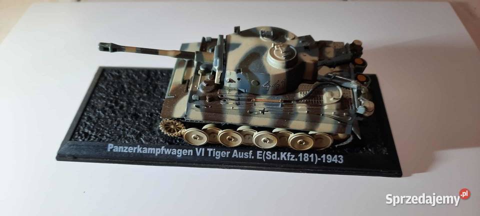 model Panzerkampfwagen VI Tiger 1943 K13 35 Warszawa