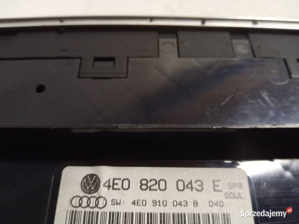 AUDI A8 D3 Panel nawiewu klimatyzacji 4E0820043E Bydgoszcz