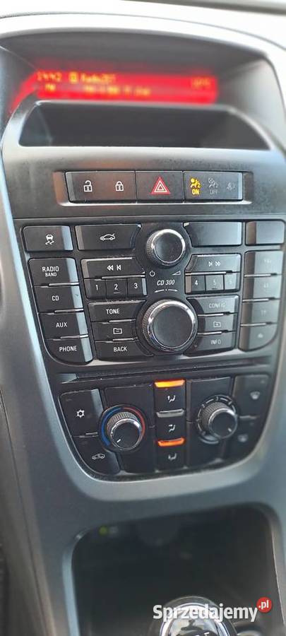 Sprzedam Opel Astra j 2014 r