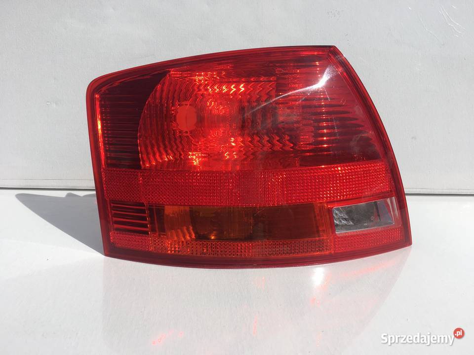 AUDI A4 8E9 LEWA LAMPA TYŁ KOMBI Ostroróg