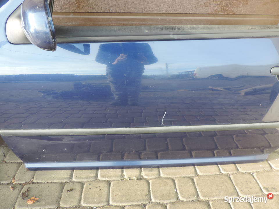 VOLKSWAGEN GOLF IV 3D DRZWI LEWY PRZÓD LB5N Rok produkcji 2000