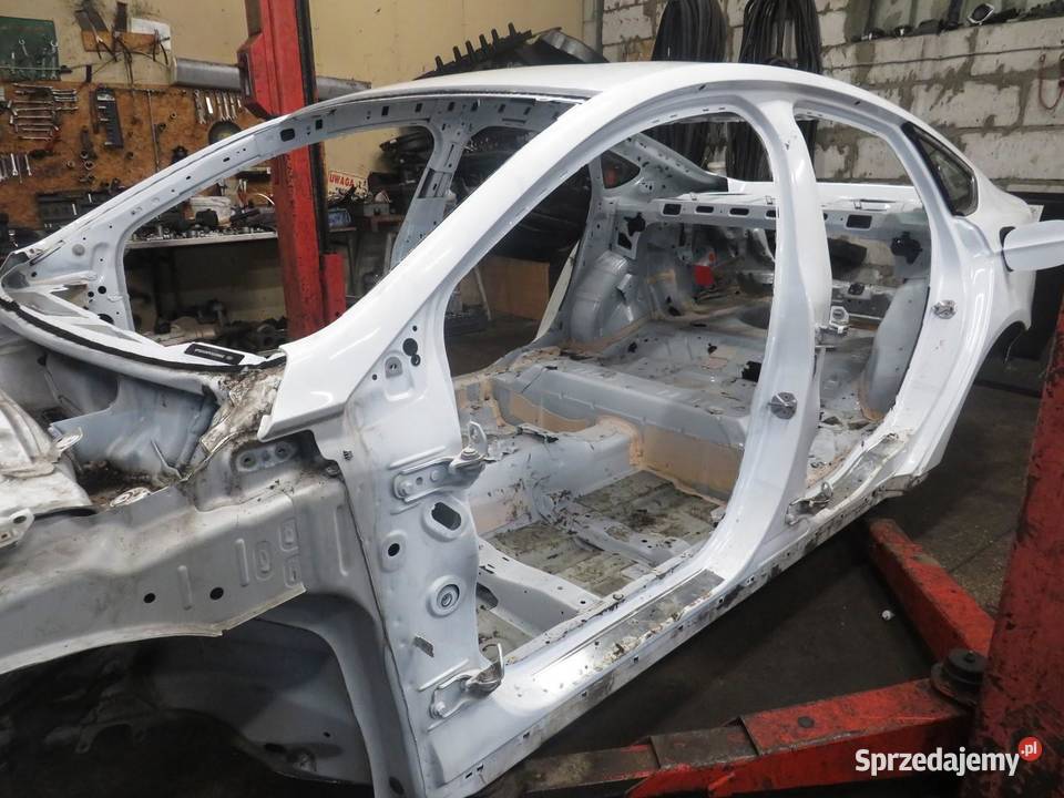PRÓG SŁUPEK LEWY BOK FD MONDEO MK5 HB SEDAN