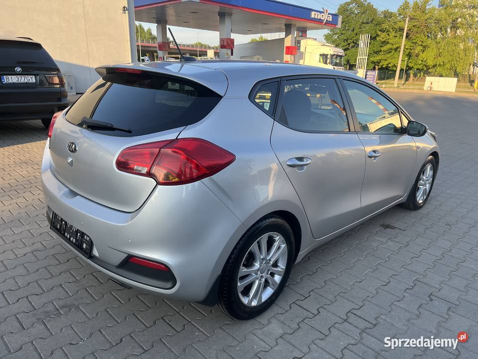 Kia ceed 16 benzyna bezwypadkowy 89tya navi led 89000km Białystok