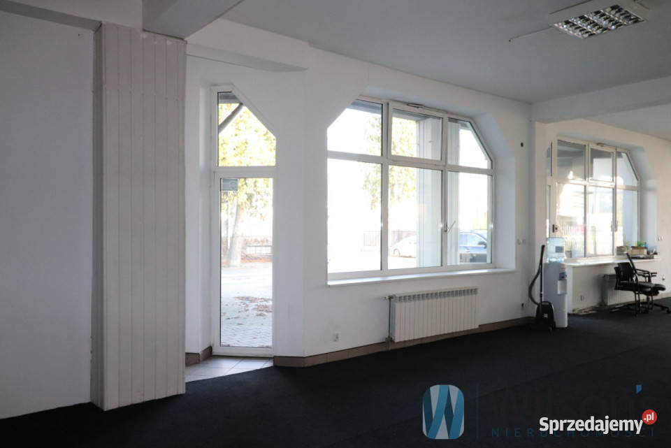 Lokal Sękocin Nowy 320m2 Ilość pomieszczeń 3