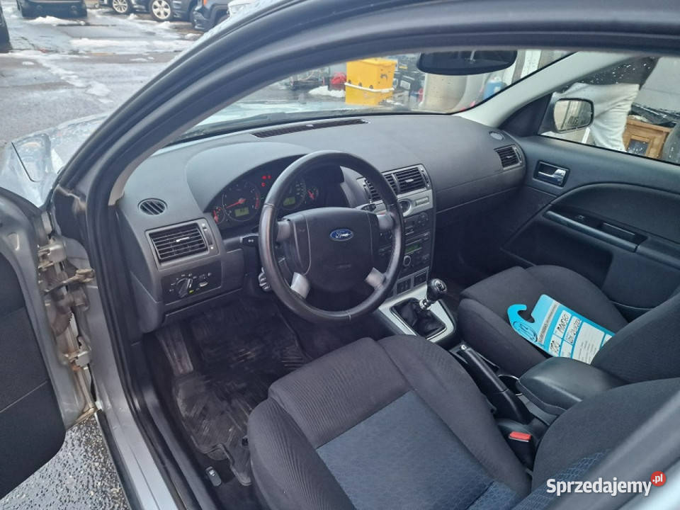 Ford Mondeo 18 Benzyna 130 Grzane Fotele srebrny Słupsk