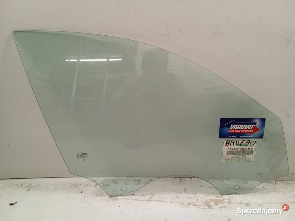 Szyba Drzwi Prawa Przednia BMW Seria 3 E90 0412