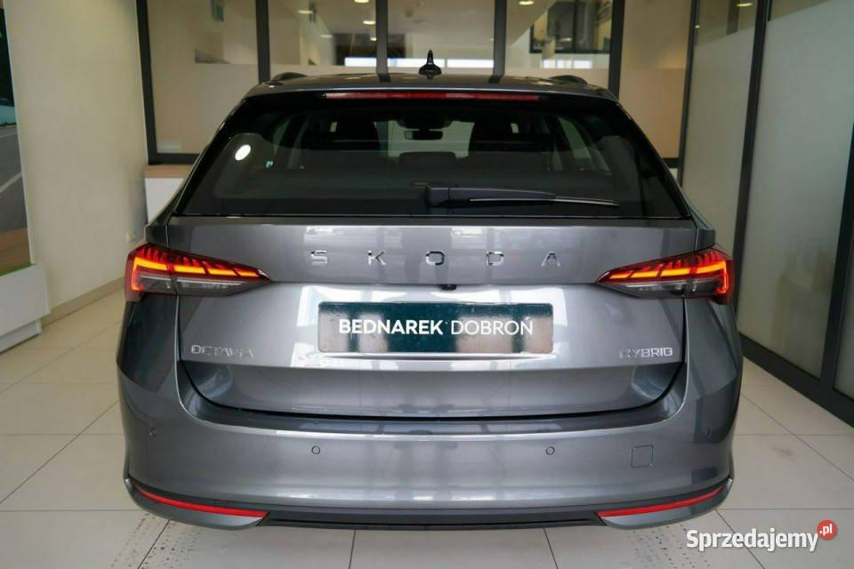 koda Octavia Combi Edition 130 Essence 20 TDI szary Łódź