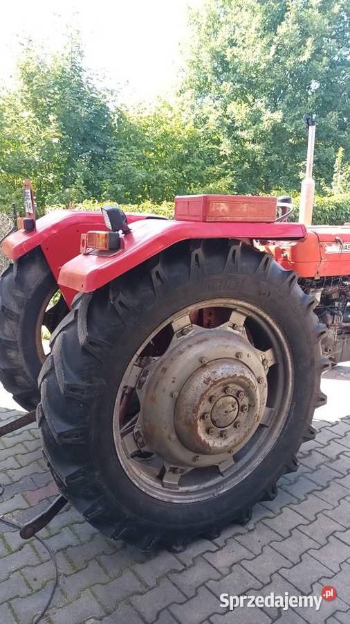 Massey Ferguson 158 4pzarejestrowany sprawnym Zelów