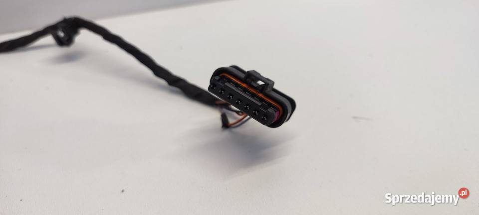 SKODA KAROQ WIĄZKA ZDERZAKA PRZÓD 57A971095M osobowe Materiały instalacyjne