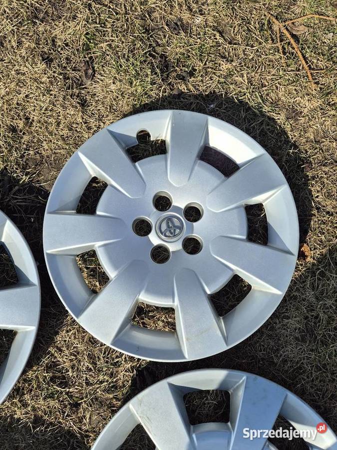 Kołpaki Toyota 16 Avensis 42602CA020 MCKECHNIE