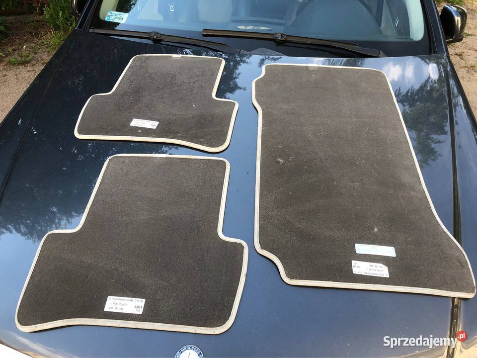 Dywaniki mercedes w204 welur oryginalne osobowe pomorskie Gdańsk