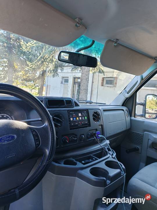 FORD ECONOLINE minivan 2013 243732km Skierniewice sprzedam