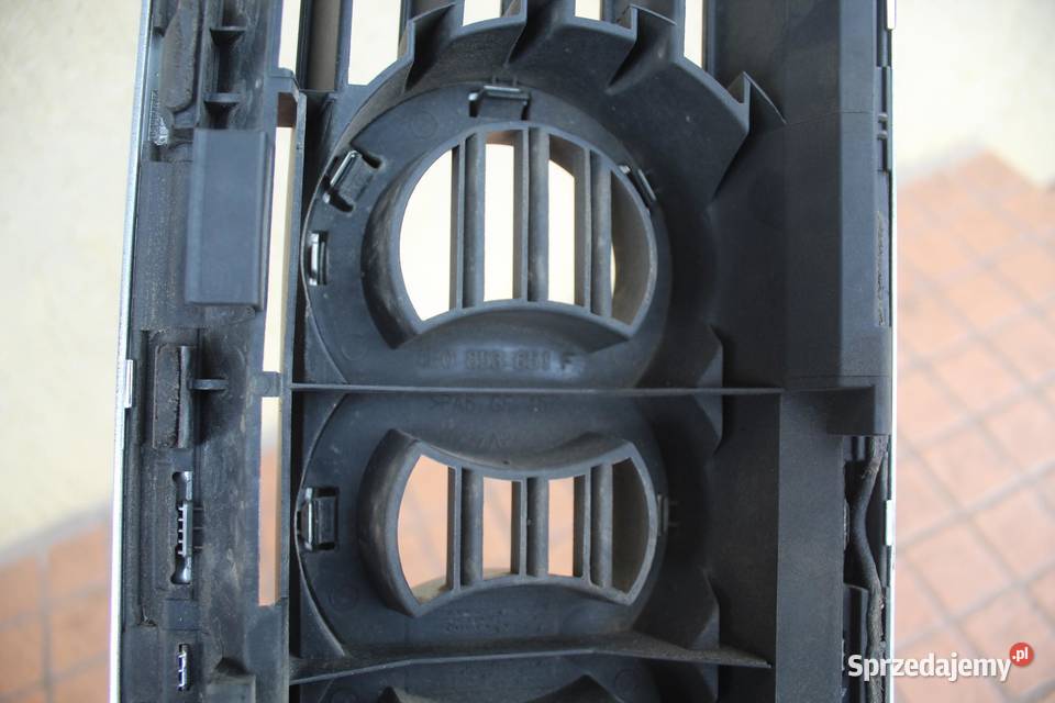 GRILL ATRAPA AUDI A4 B6 8E0853651F