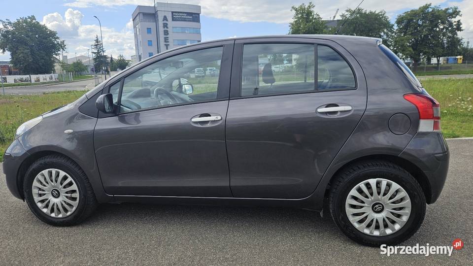 Toyota yaris 1373kw 110KM Olsztyn