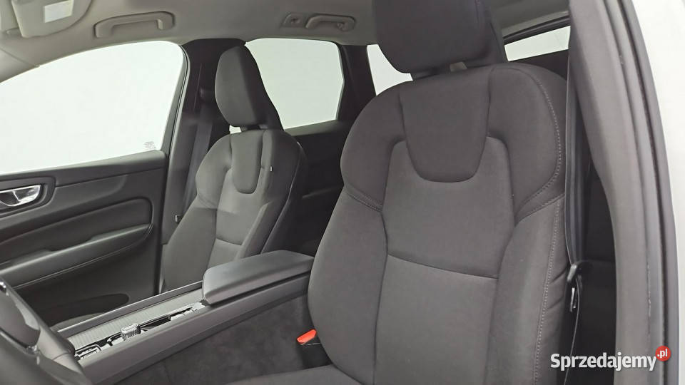 Volvo XC 60 B4 D AWD Core aut Z Polskiego Salonu Zarejestrowany w Polsce mazowieckie Warszawa