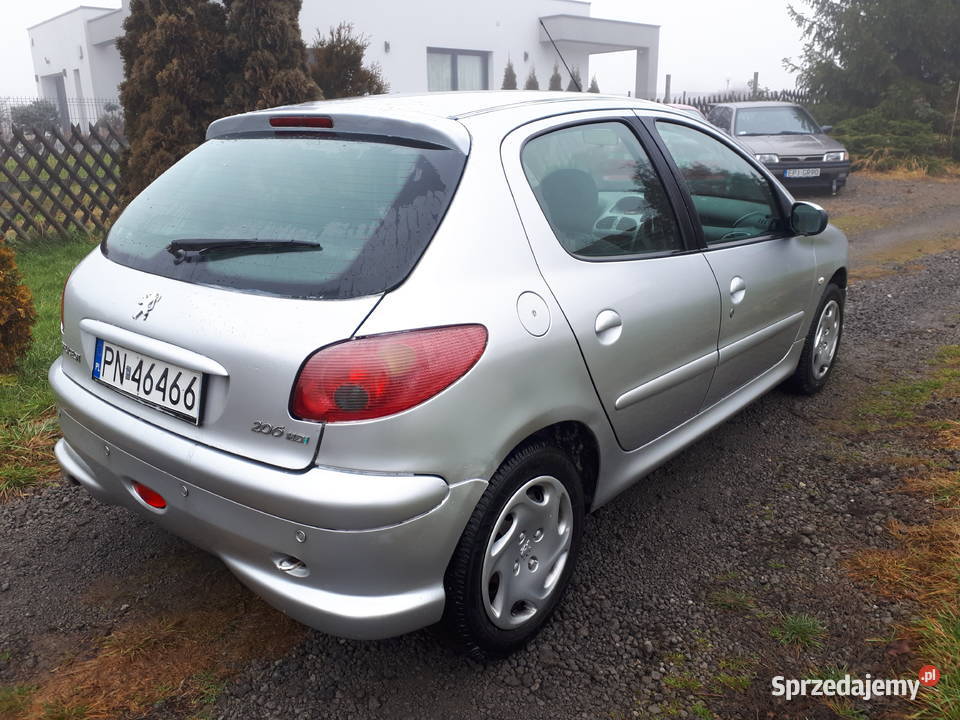 peugeot 206 14 hdi diesel mały przebieg 1398cm3 Poręba